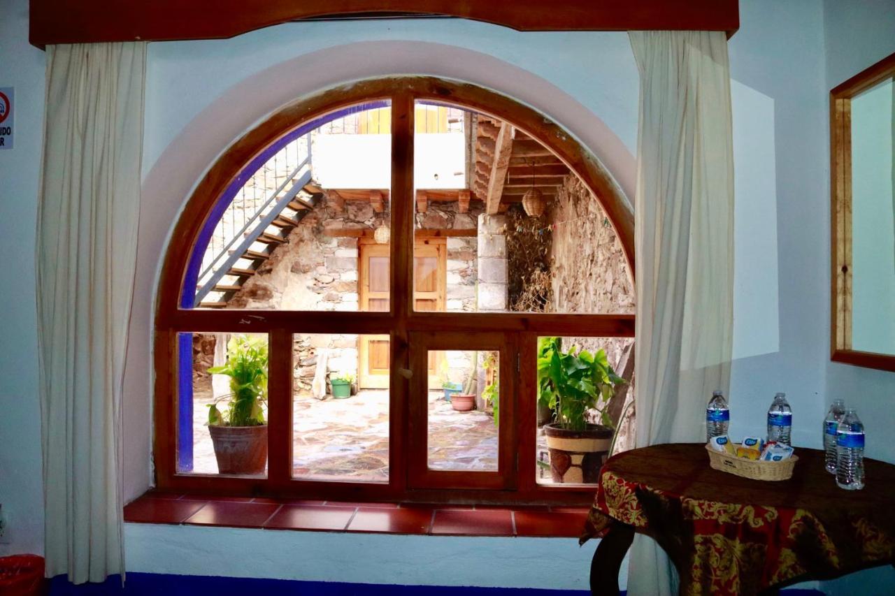 Hospedaje Pizza Azul Catorce Exteriör bild