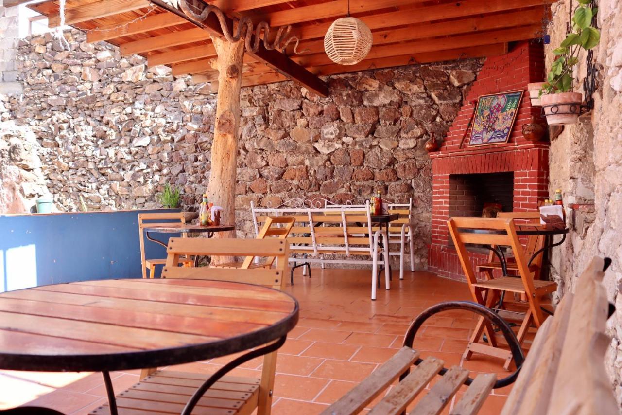 Hospedaje Pizza Azul Catorce Exteriör bild